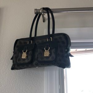 Dooney and Bourke purse